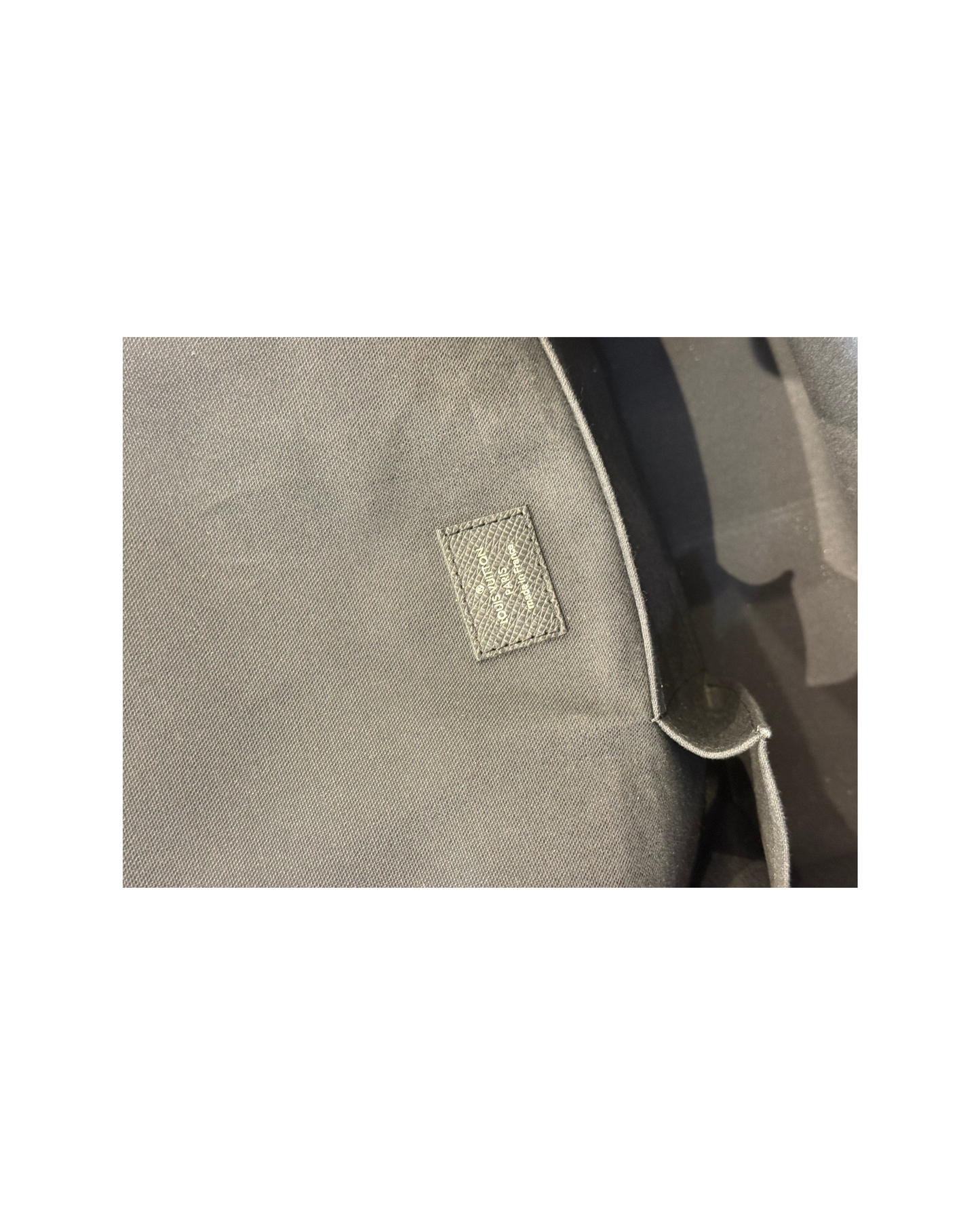 CARTELLA DISTRICT LOUIS VUITTON NERA