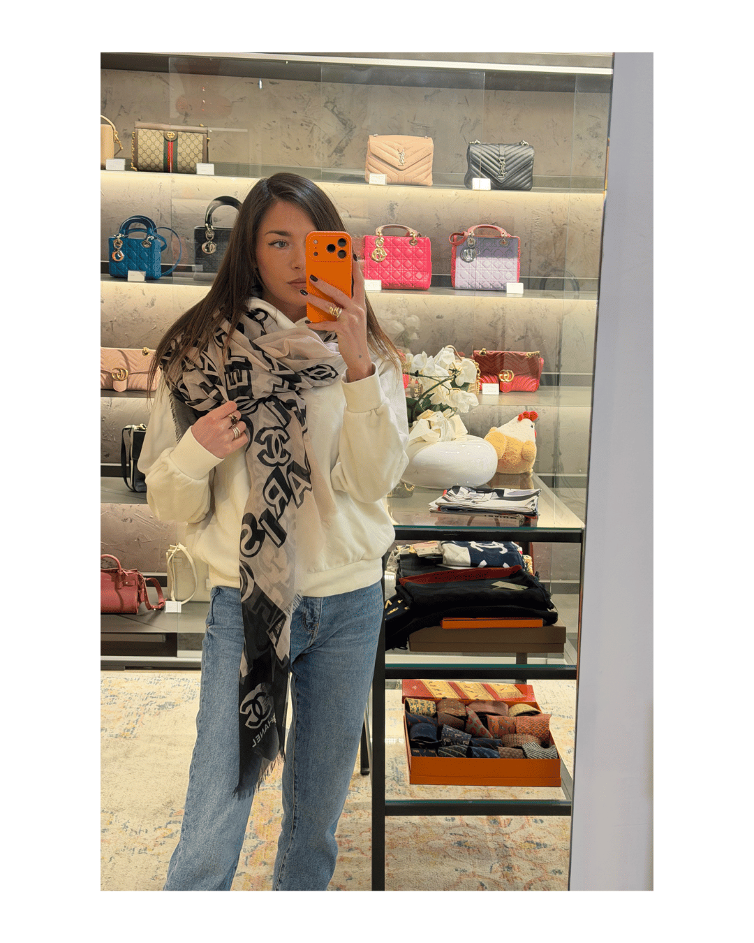 MAXI STOLA CHANEL LOGO ALL-OVER