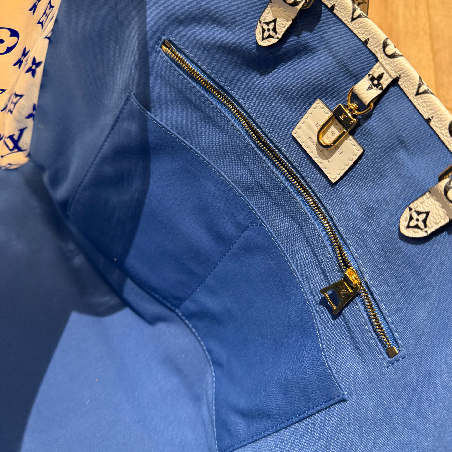 ONTHEGO LOUIS VUITTON CAPRI