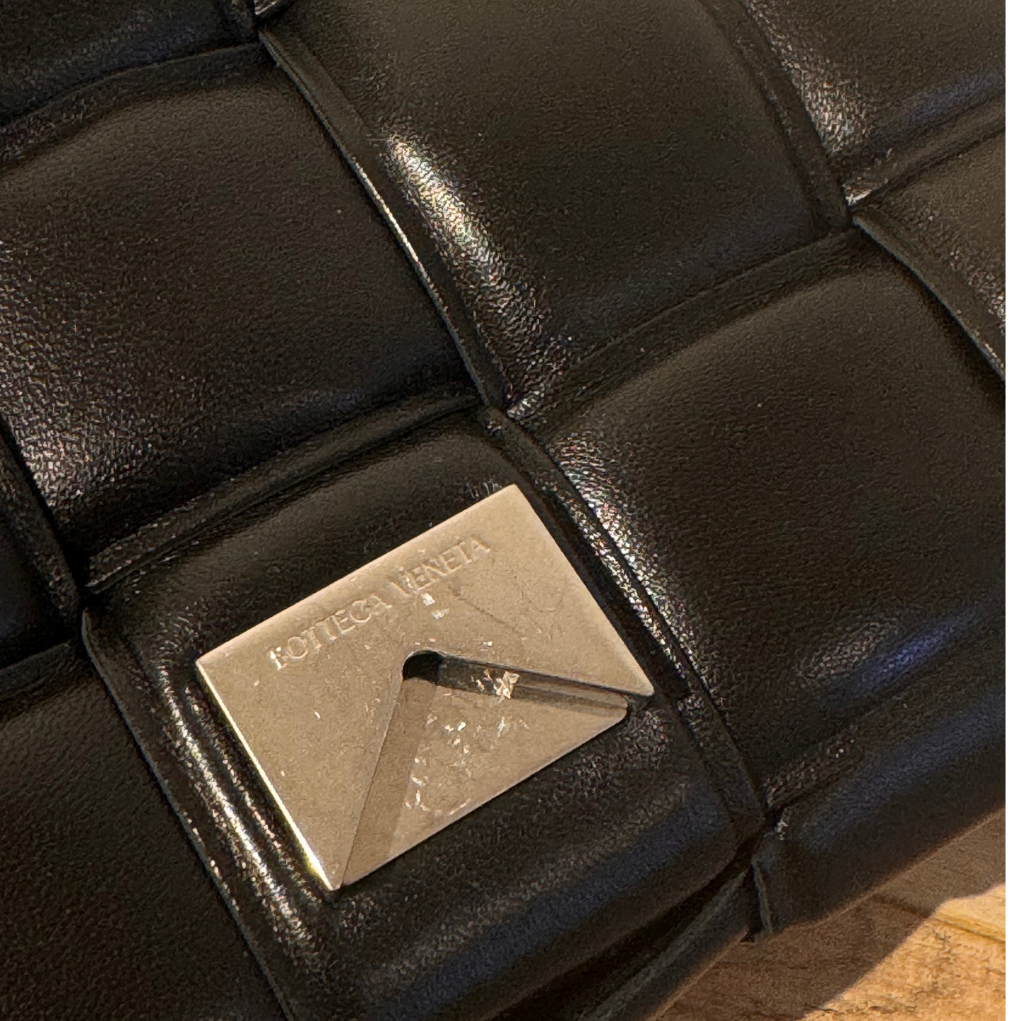 THE CHAIN CASSETTE BOTTEGA VENETA
