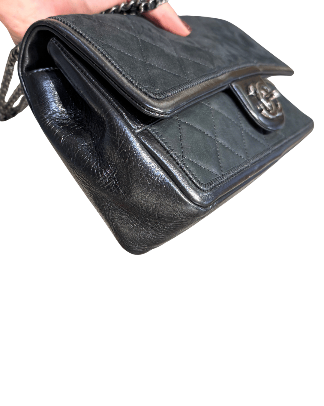 CHANEL CLASSIC FLAP NERA