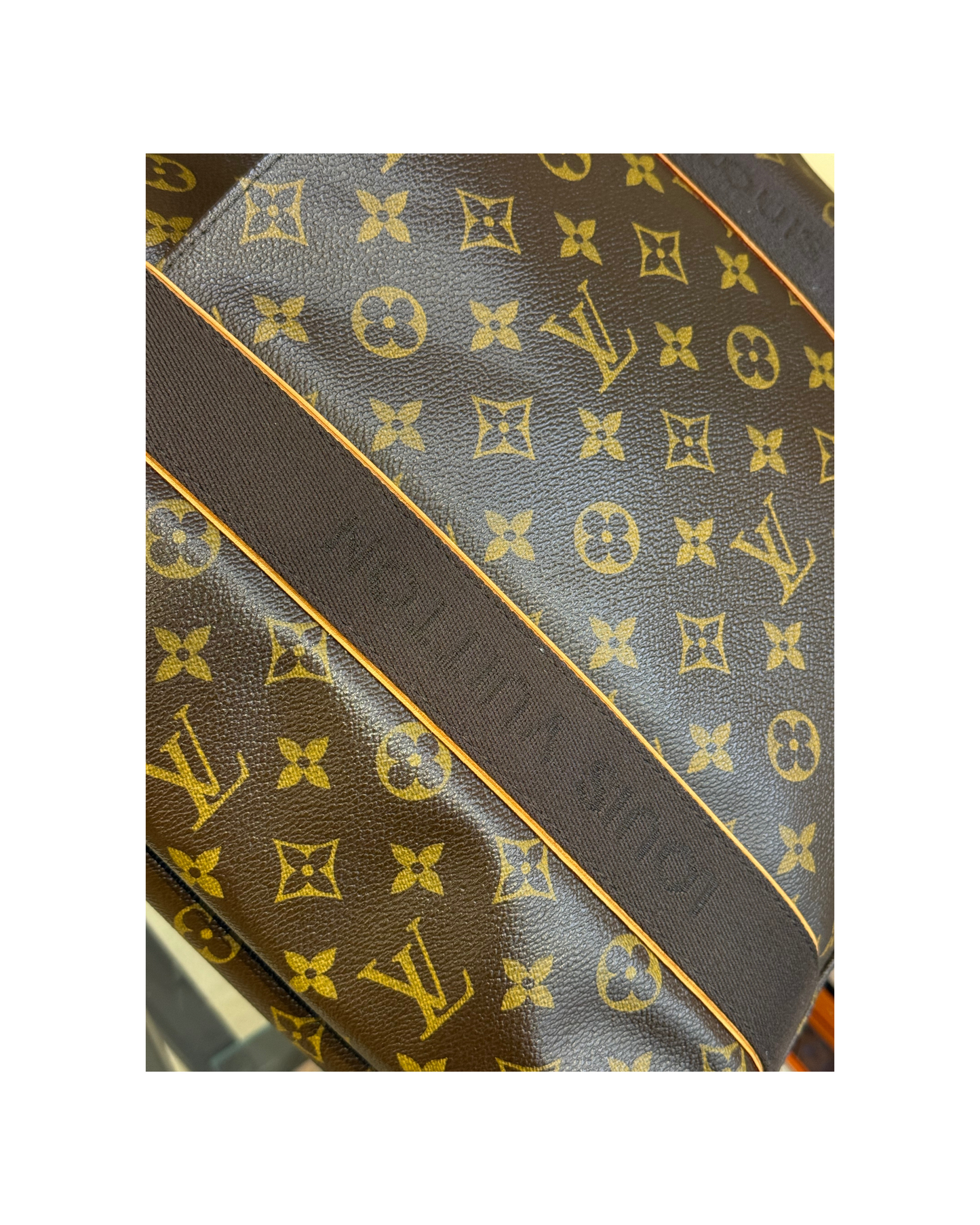 BEAUBOURG LOUIS VUITTON
