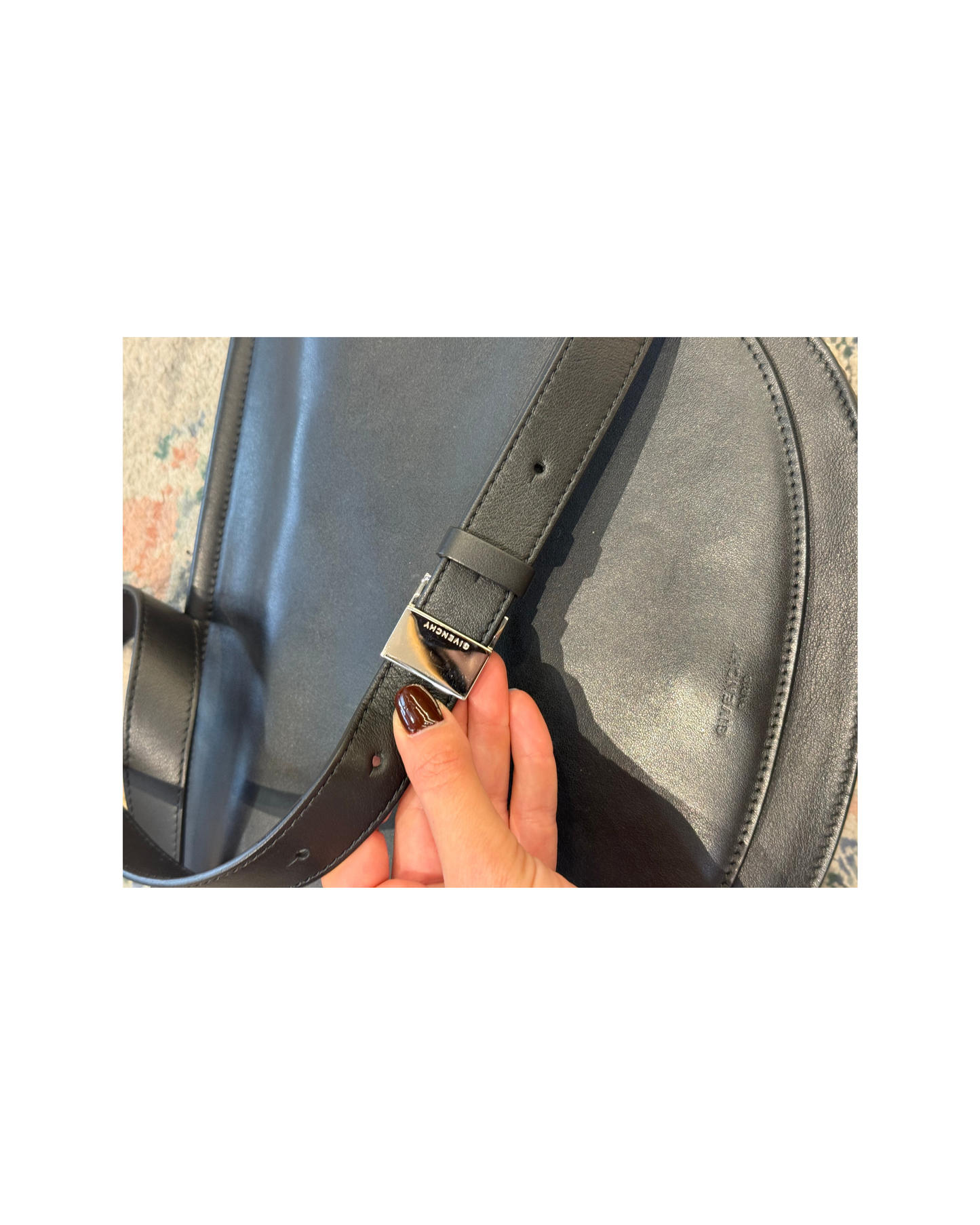 TRACOLLA GIVENCHY CON CATENA ALLA BASE