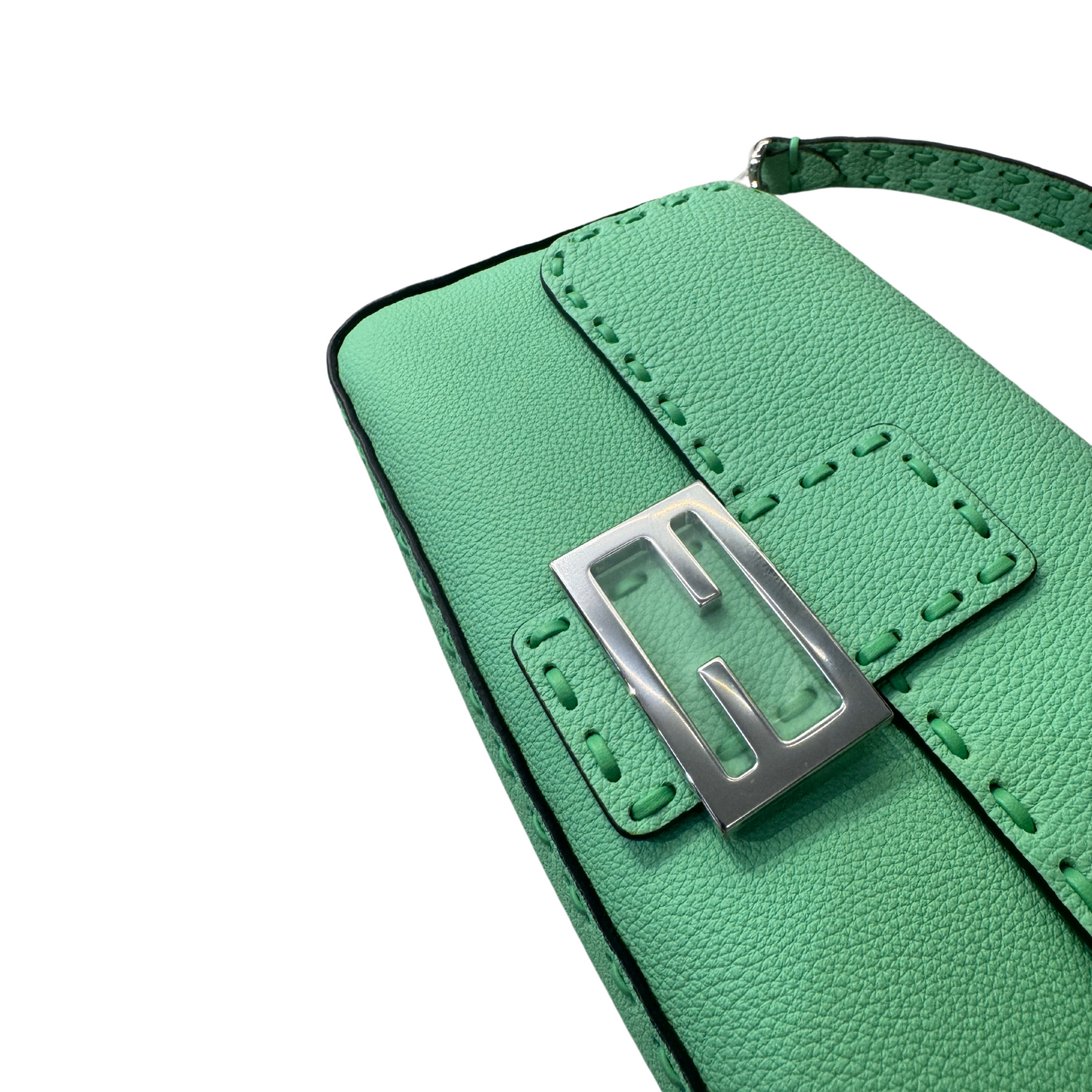 BAGUETTE VERDE FENDI
