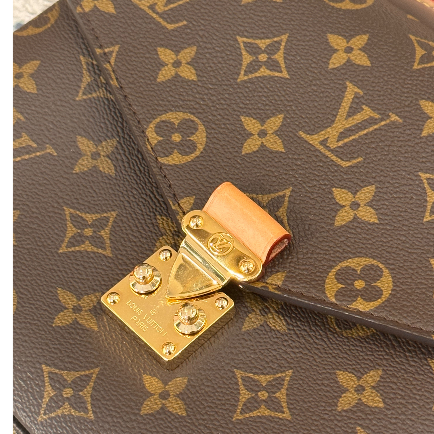 METIS LOUIS VUITTON MONOGRAM