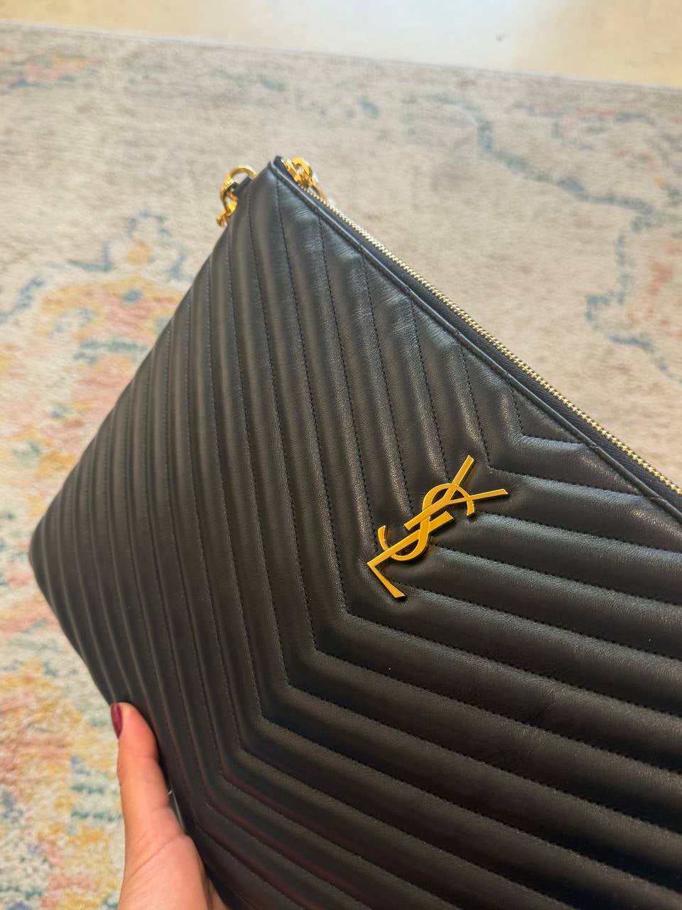 POCHETTE CASSANDRA YSL NERA HARDWARE ORO