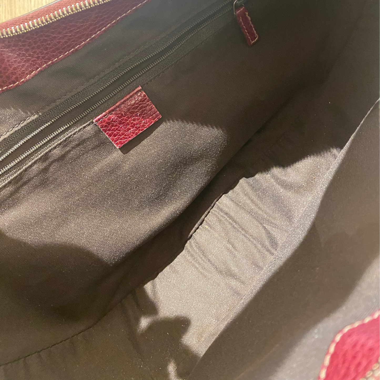MEZZALUNA DI GUCCI BORDEAUX