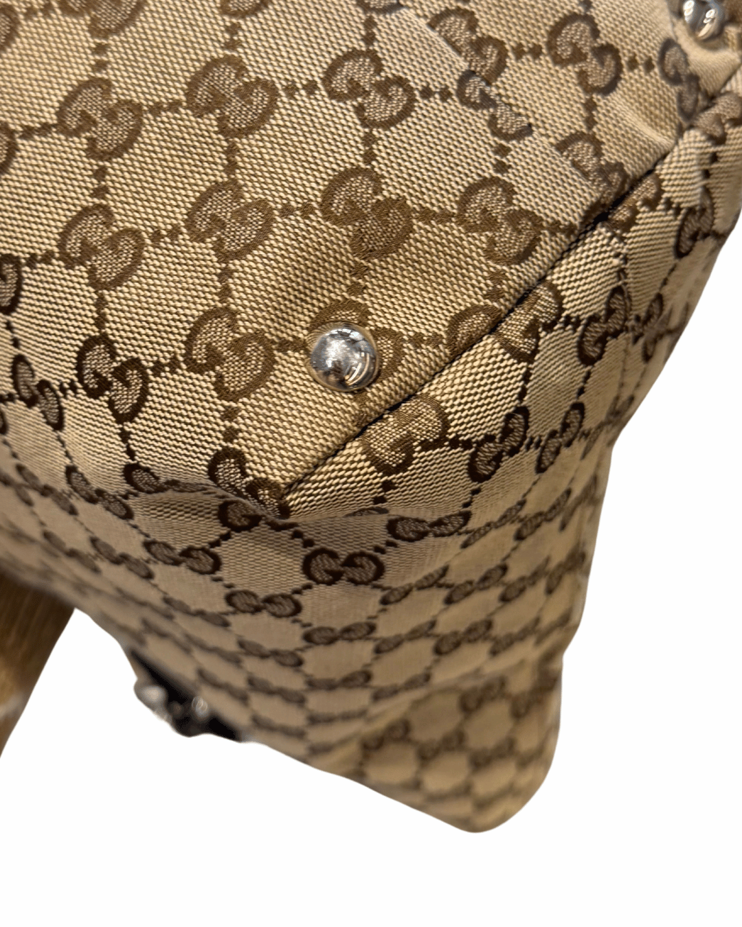 SHOPPER GUCCI GG SUPREME CON CHARM STAFFA