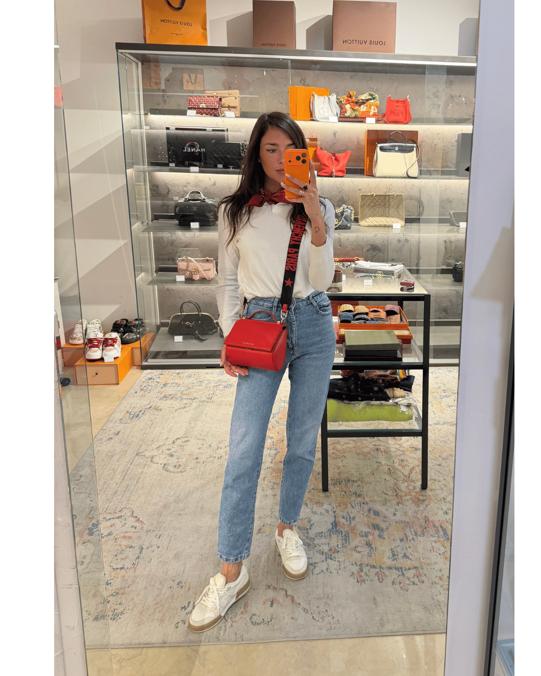 PANDORA BOX GIVENCHY ROSSA