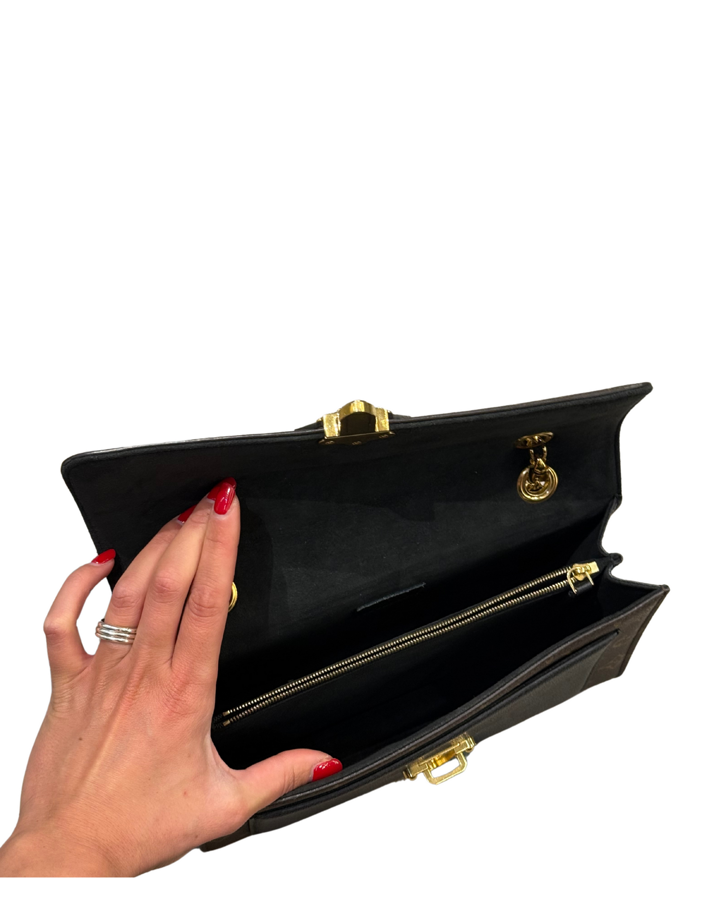 VICTORIE LOUIS VUITTON