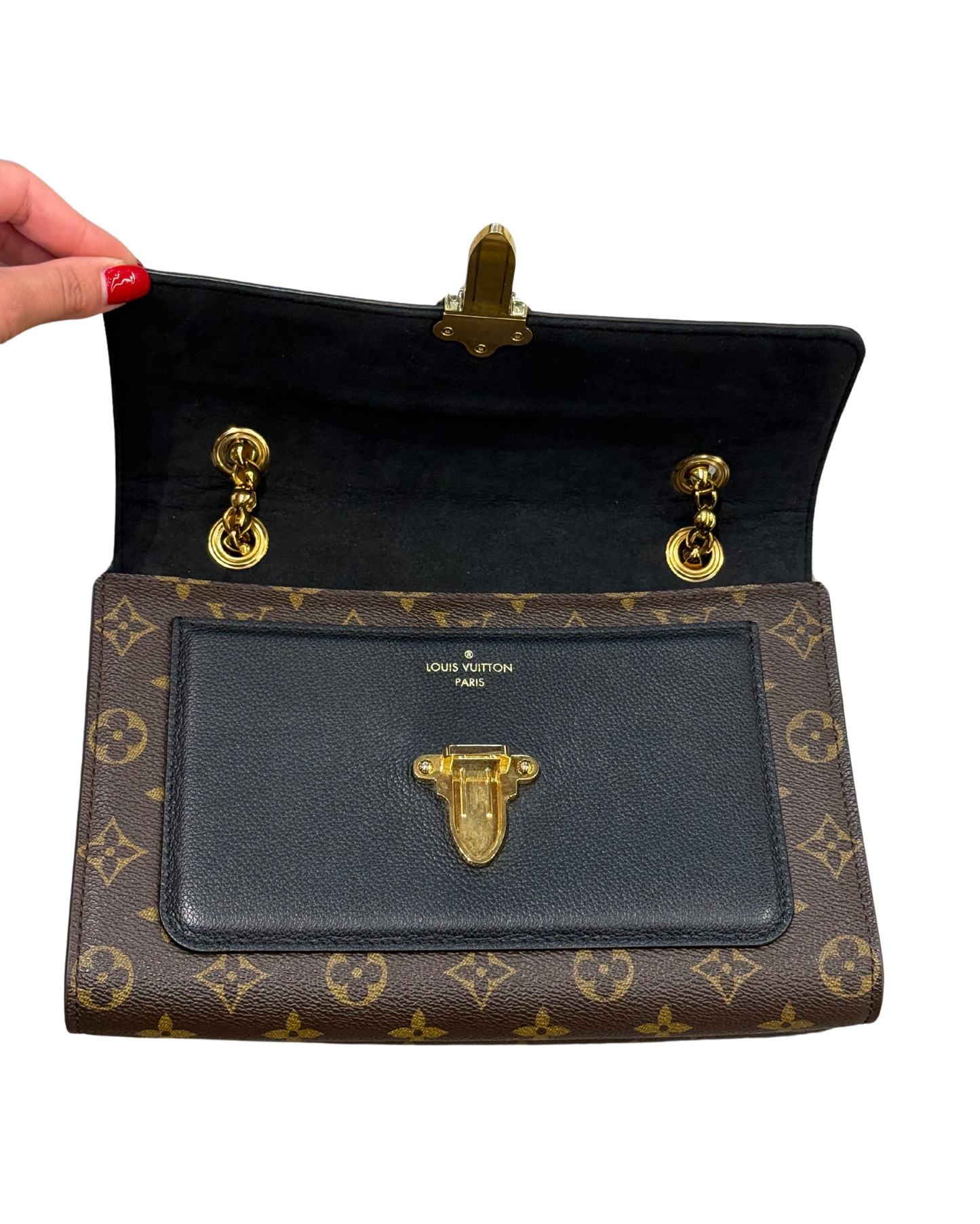 VICTORIE LOUIS VUITTON