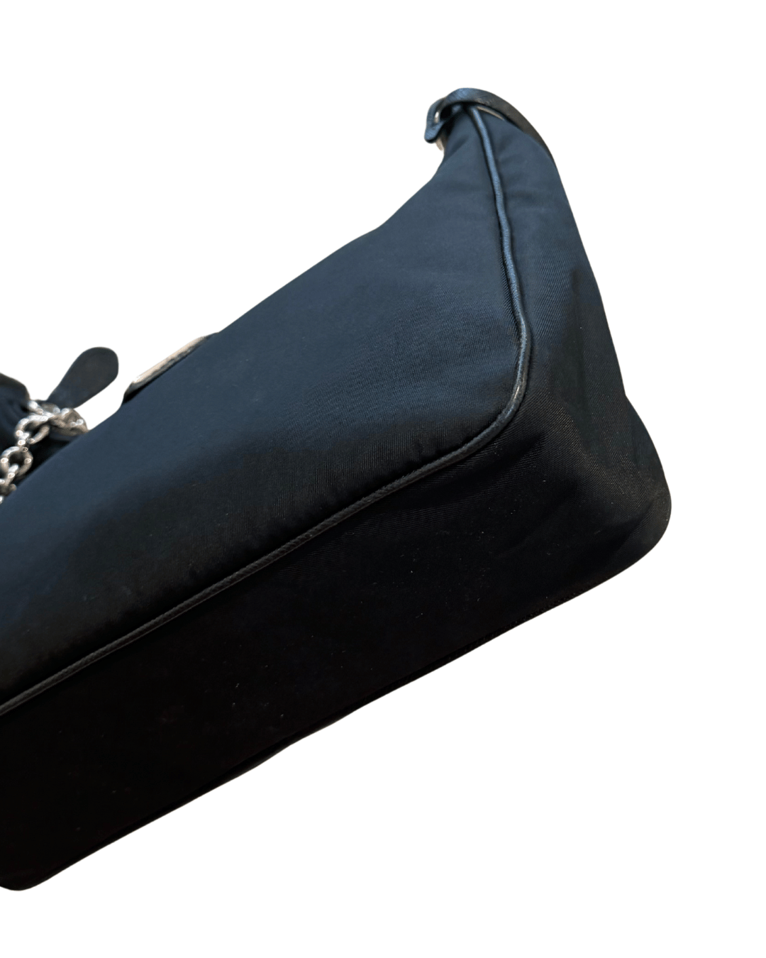 PRADA RE-EDITION 2005 NERA LOGO ROSSO