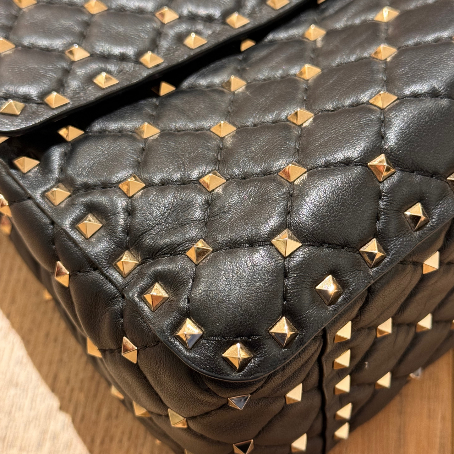 VALENTINO SPIKE MISURA GRANDE NERA