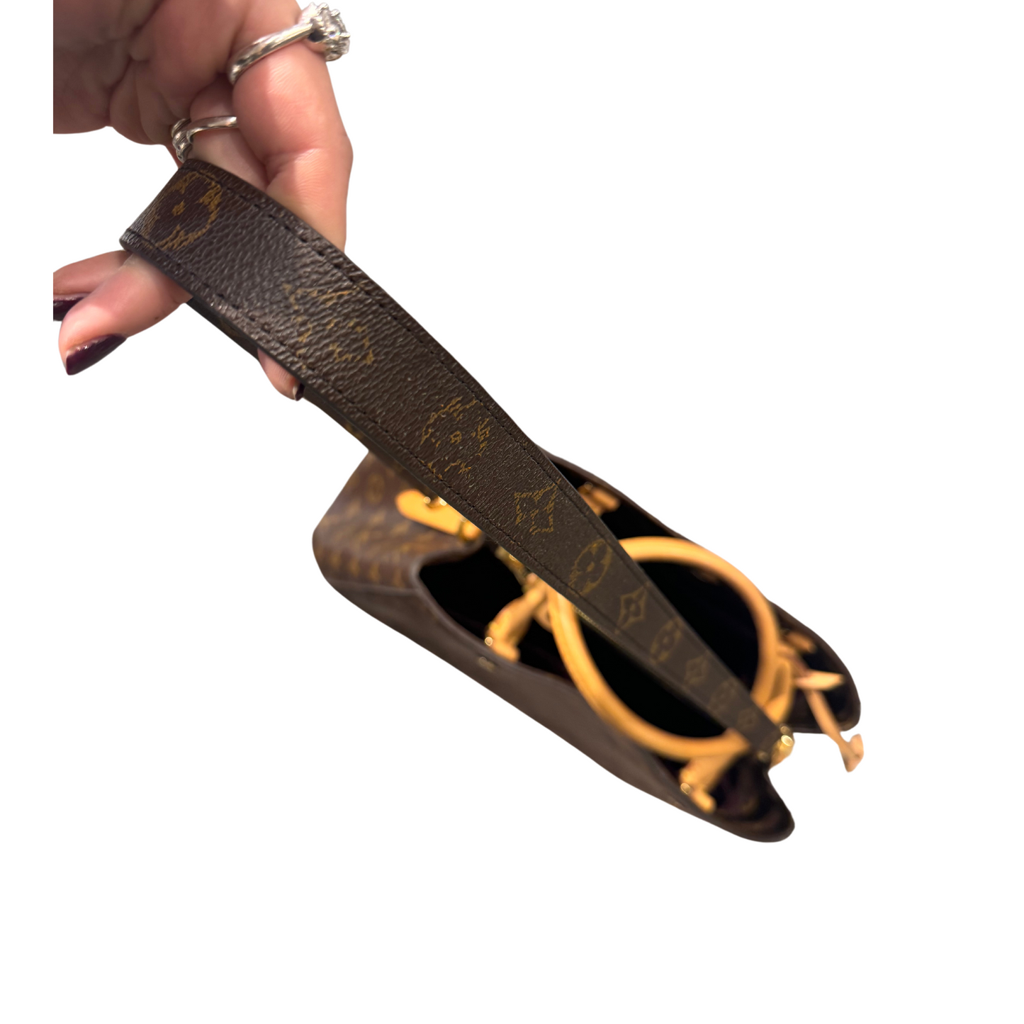 MONTAIGNE MM LOUIS VUITTON