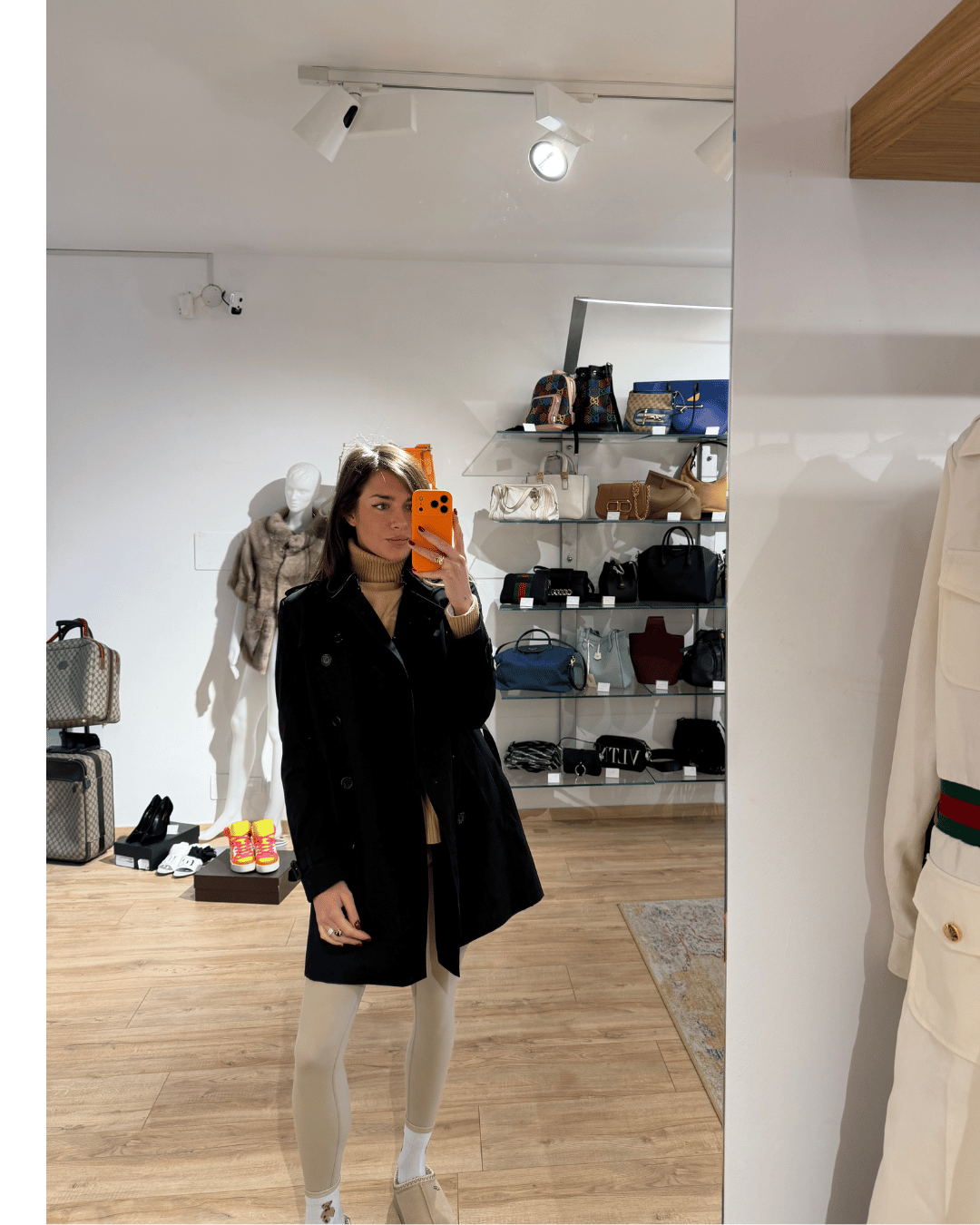 IMPERMEABILE BURBERRY NERO TG 42