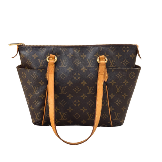 TOTALLY LOUIS VUITTON MONOGRAM