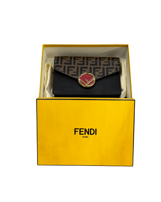 POCHETTE FENDI WOC MEDIA - CRUISE 2019