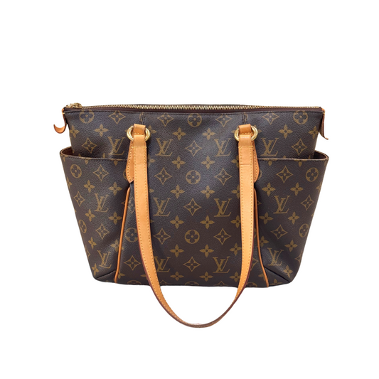 TOTALLY LOUIS VUITTON MONOGRAM