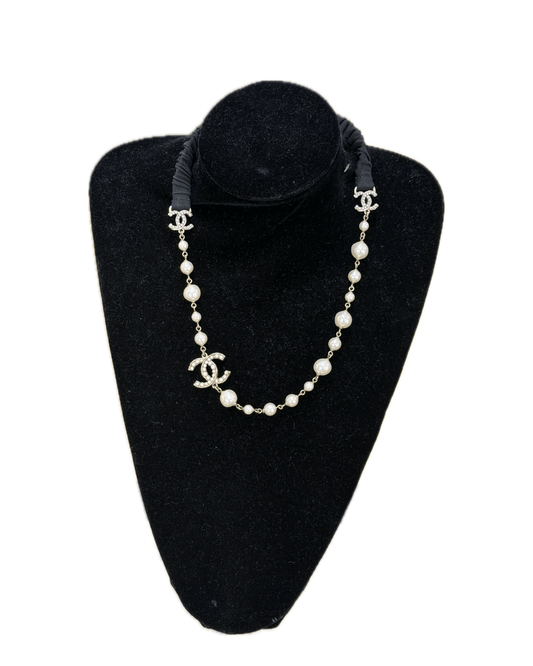 COLLANA CHANEL ELASTICO E PERLE