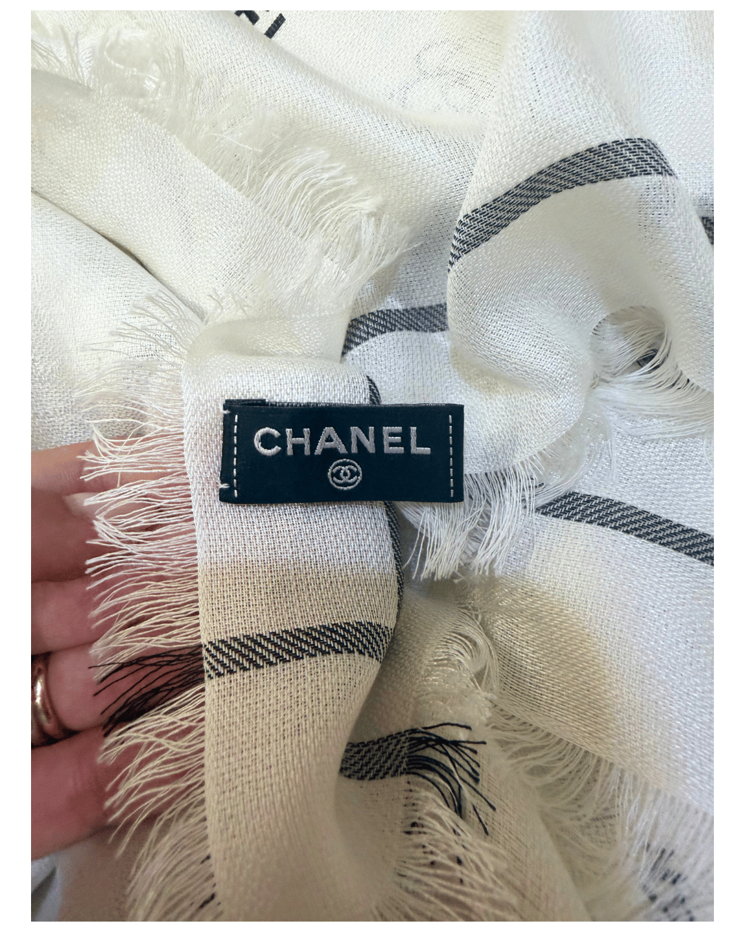 STOLA CHANEL SETA e CASHMERE LOGHI NERI