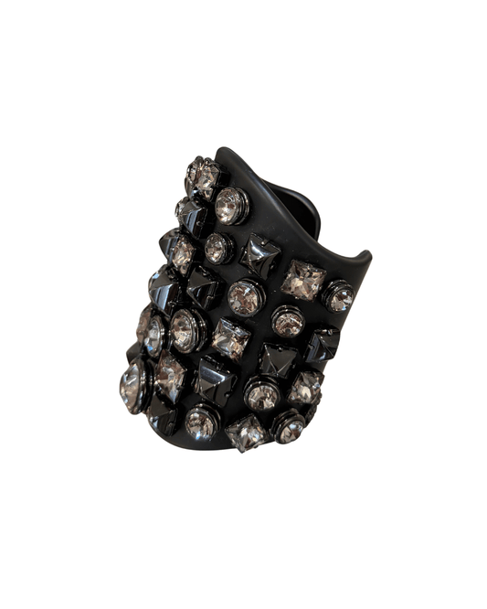 MAXI BRACCIALE GUCCI RIGIDO NERO CON CRISTALLI E STUDS