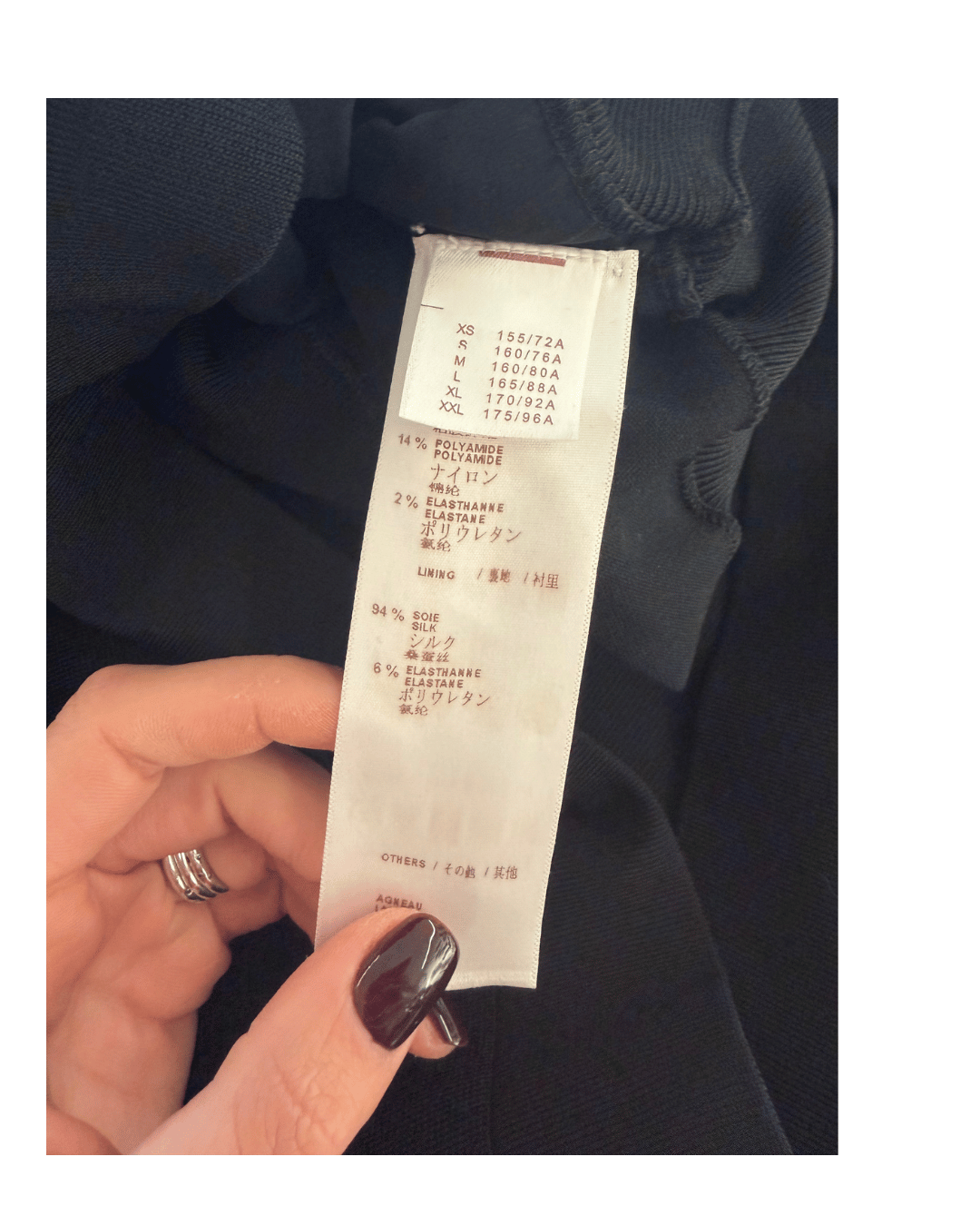 ABITO LOUIS VUITTON CON DETTAGLIO IN PELLE LUCIDA