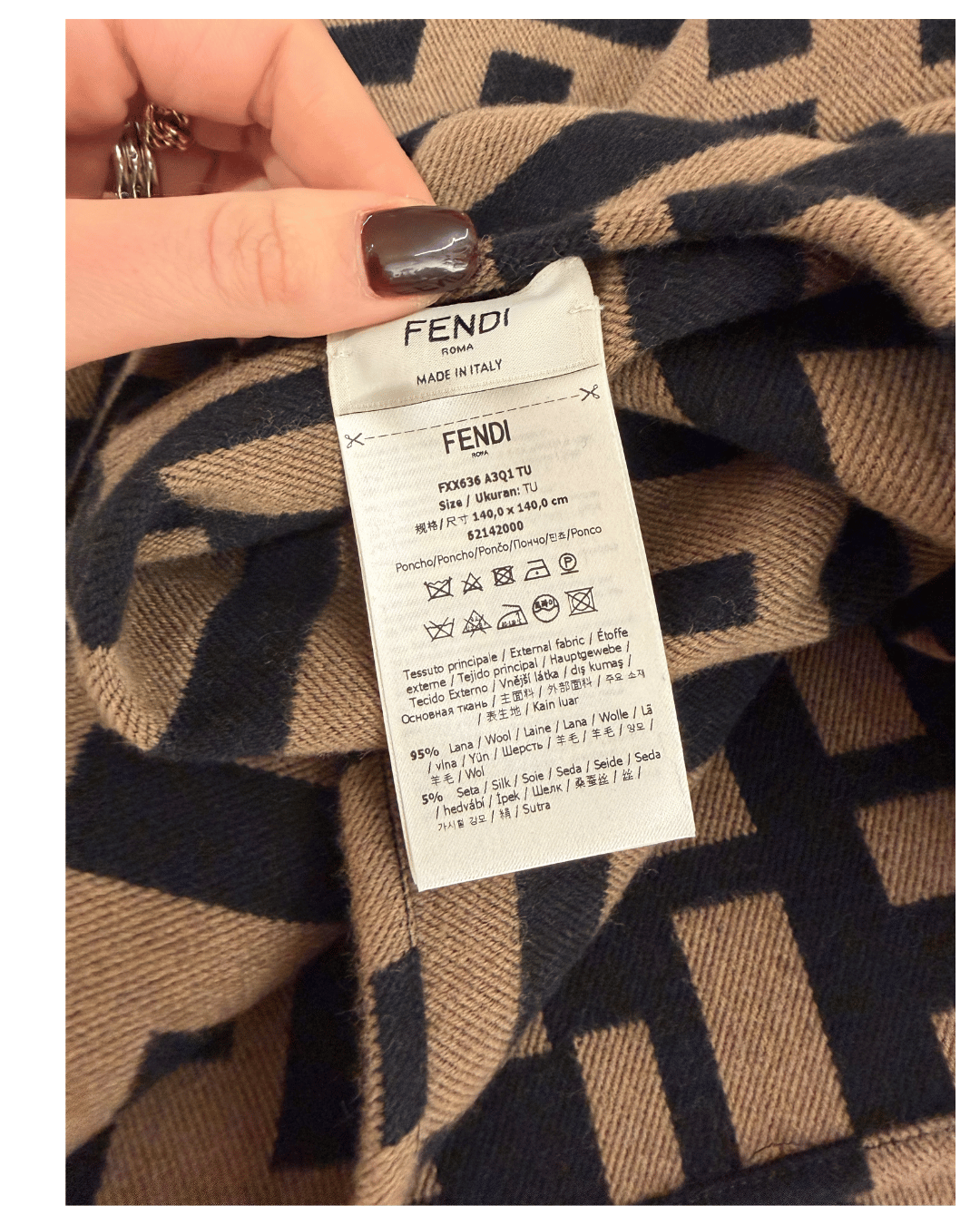 MANTELLA / PONCHO FENDI FF