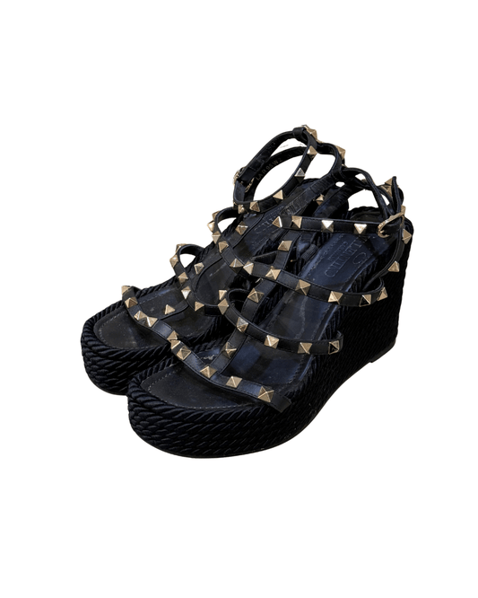 SANDALI CON ZEPPA E BORCHIE VALENTINO Nr 36