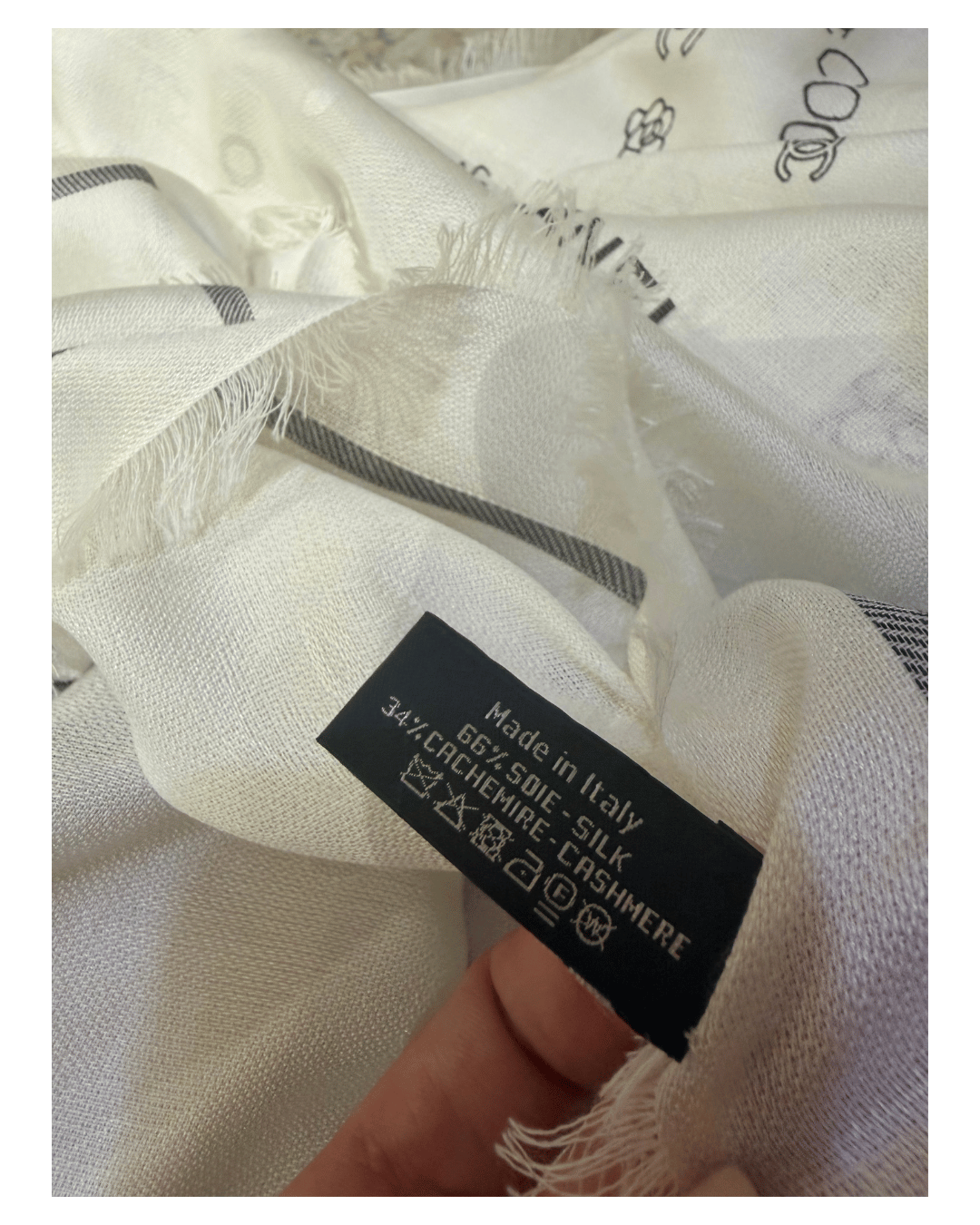STOLA CHANEL SETA e CASHMERE LOGHI NERI