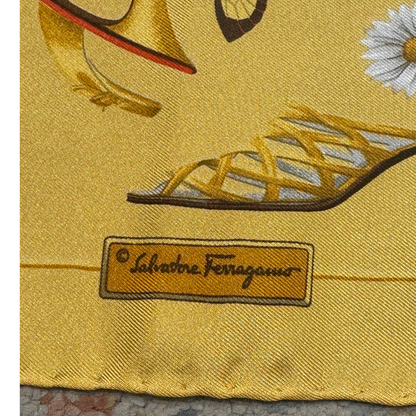 STRANGOLINO FERRAGAMO