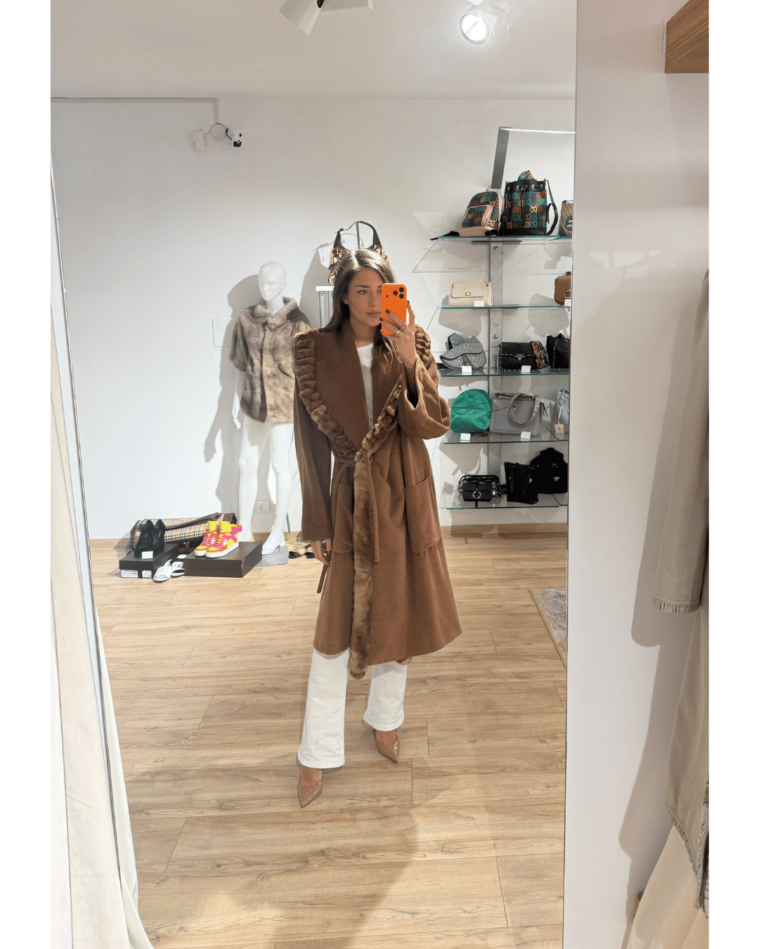 CAPPOTTO FENDI CON PROFILO IN LAPIN