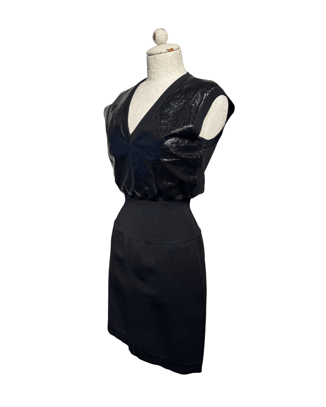 ABITO LOUIS VUITTON CON DETTAGLIO IN PELLE LUCIDA