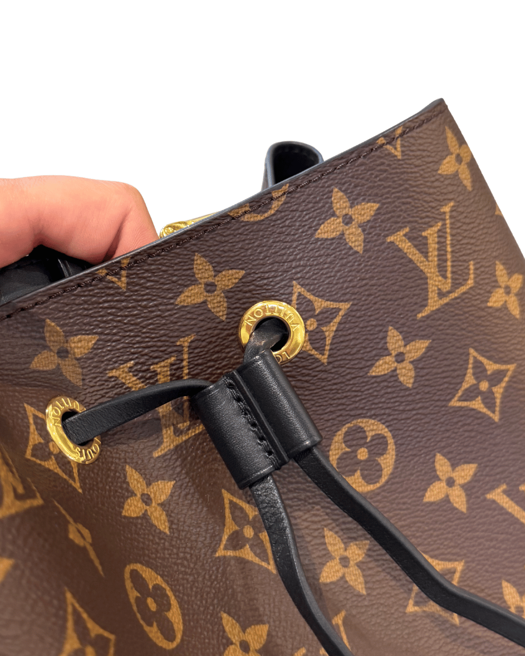NEONOE LOUIS VUITTON MONOGRAM RIFINITURE NERE