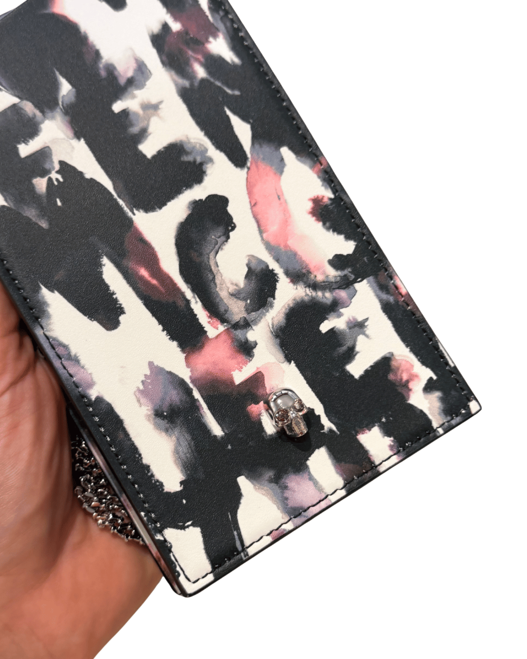 PORTACELLULARE ALEXANDER MCQUEEN CON CATENA