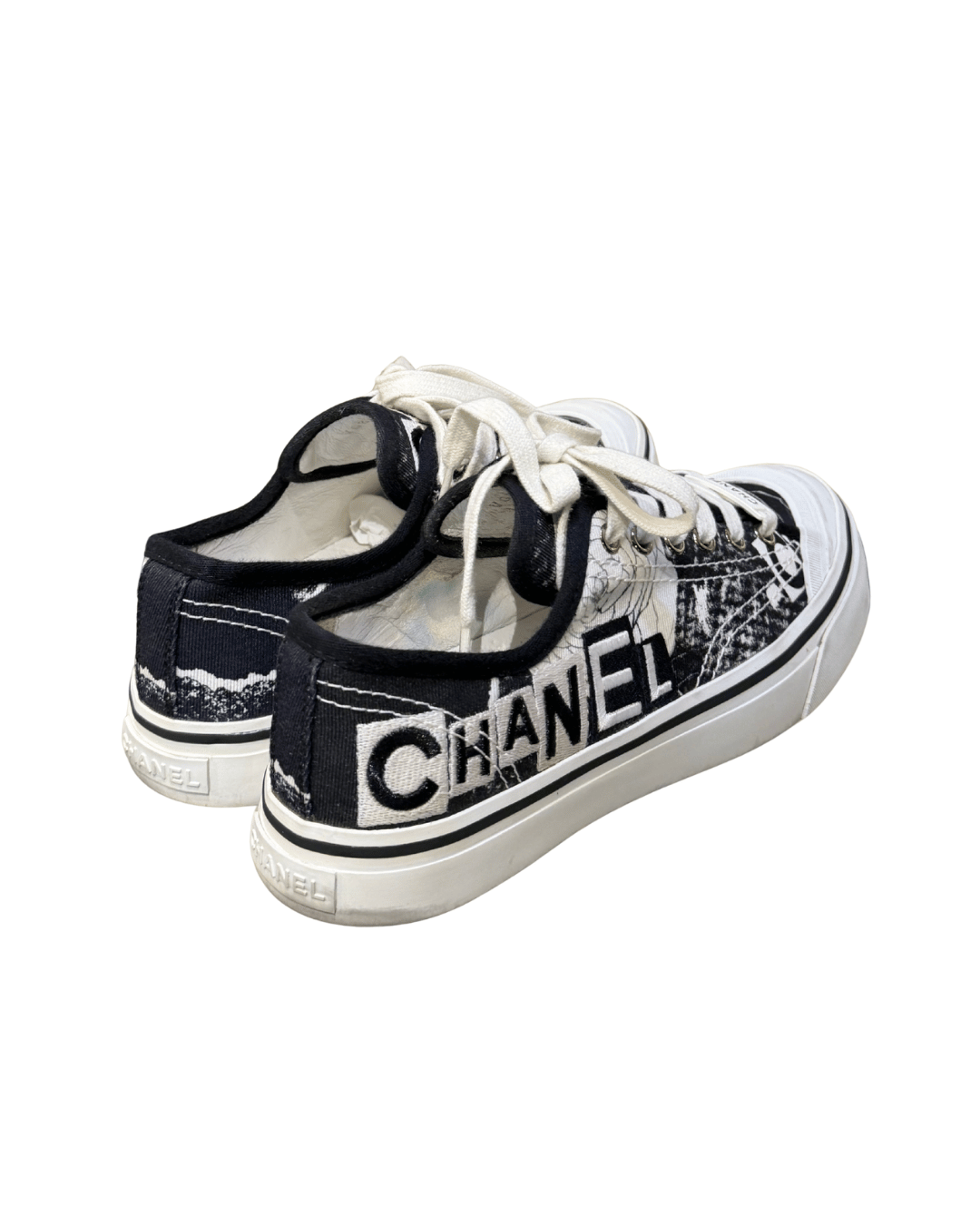 SNEAKERS CHANEL IN TELA BIANCHE E NERE Nr 37.5