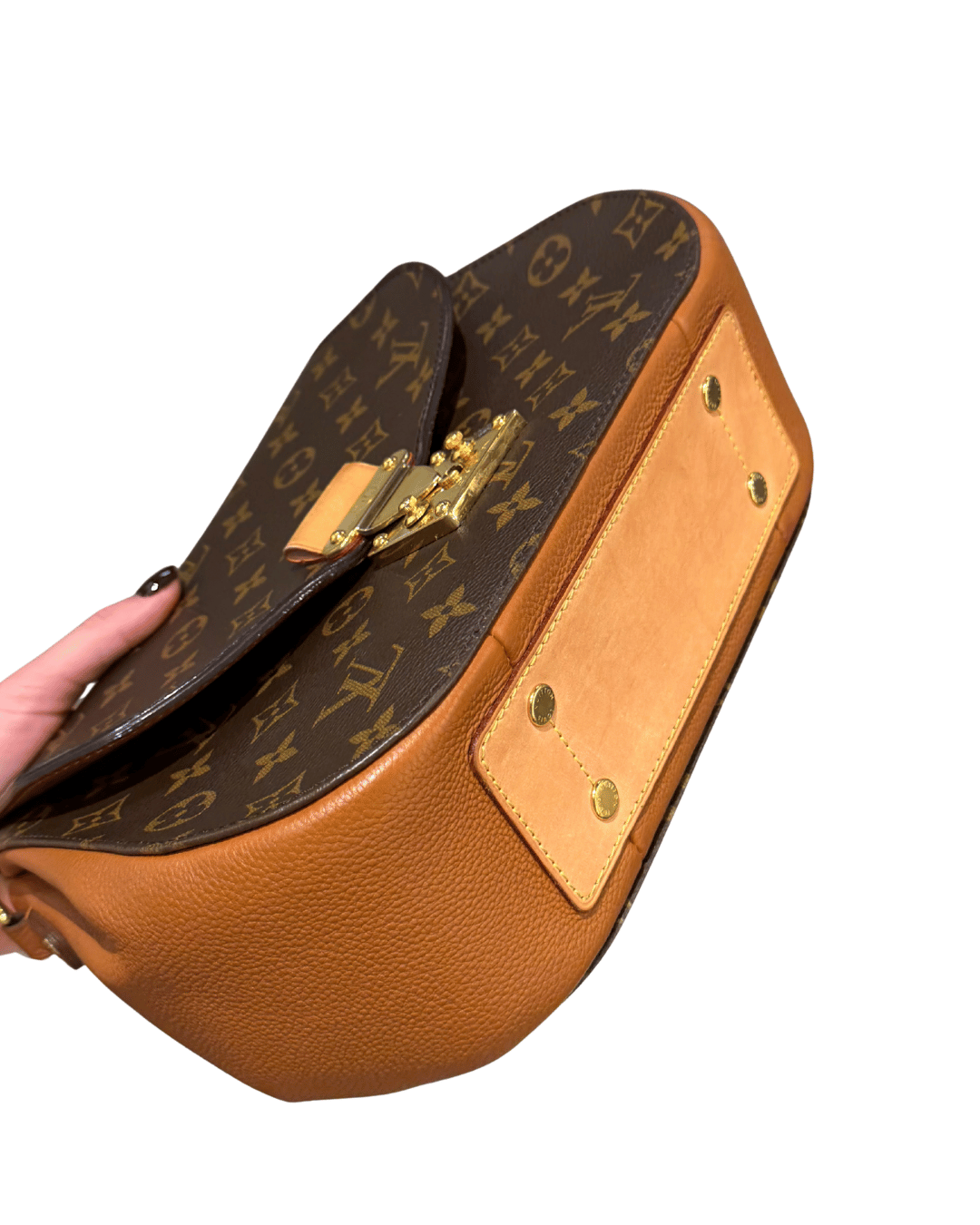 EDEN MM LOUIS VUITTON MONOGRAM