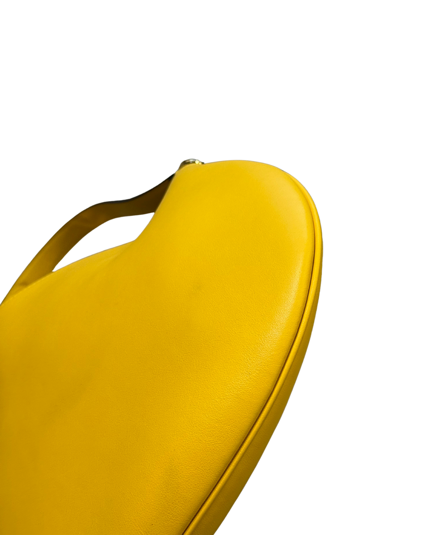 MEZZALUNA FENDI COLOR OCRA