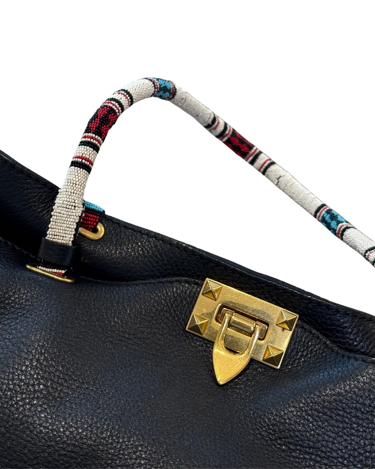 VALENTINO ROCKSTUD CON MANICI PERLINE