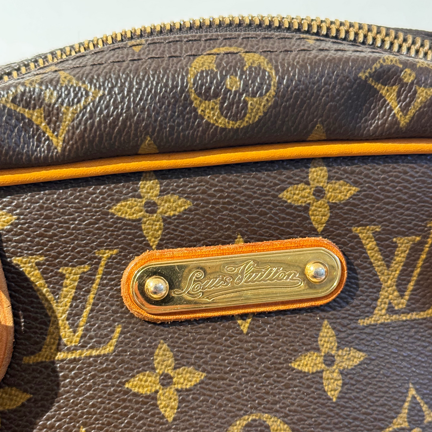 MONTOGRUEIL PM LOUIS VUITTON