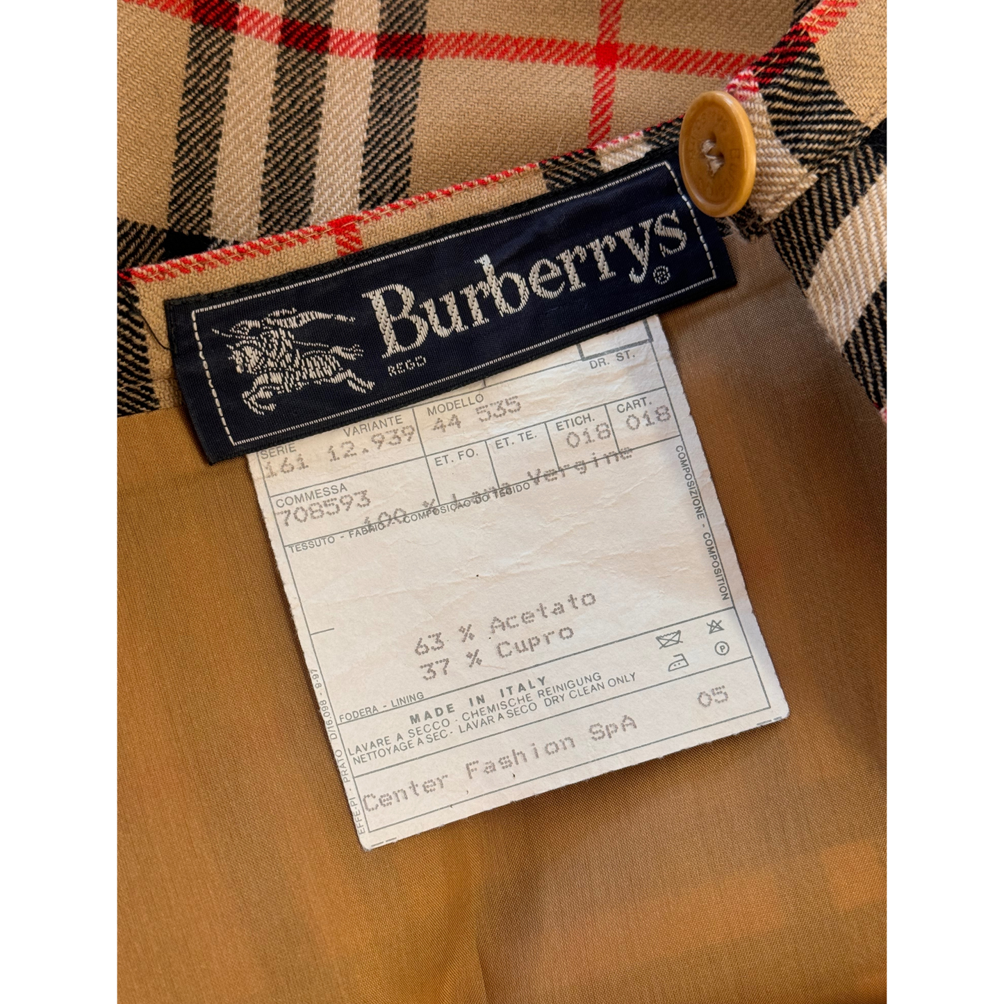GONNA BURBERRY