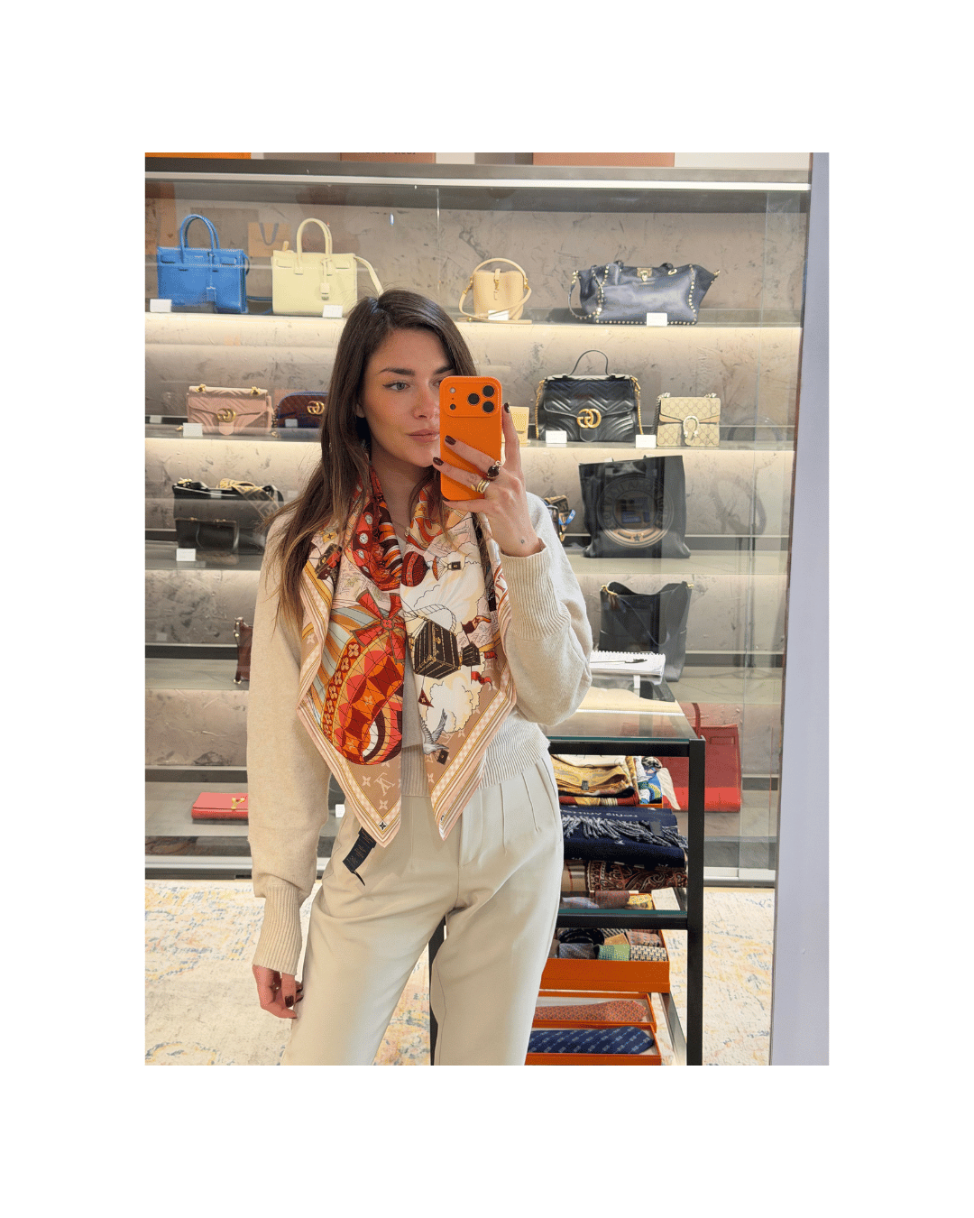 FOULARD LOUIS VUITTON "VOLEZ, VOGUEZ, VOYAGEZ" TONI NEUTRI