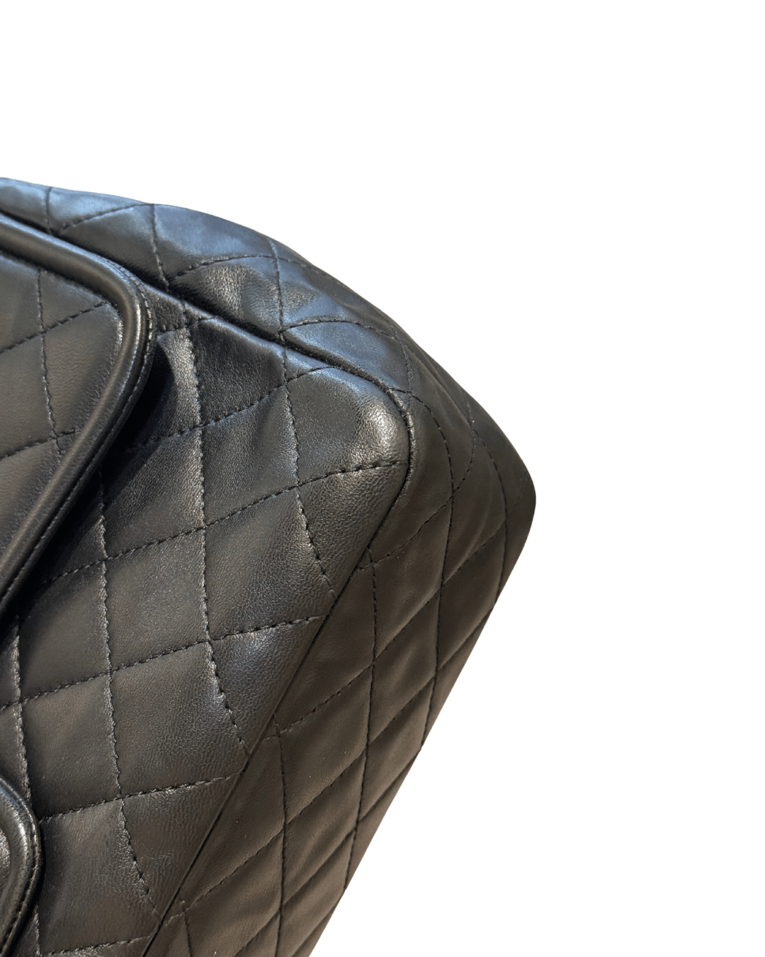 CHANEL FLAP IN PELLE TRAPUNTATA NERA