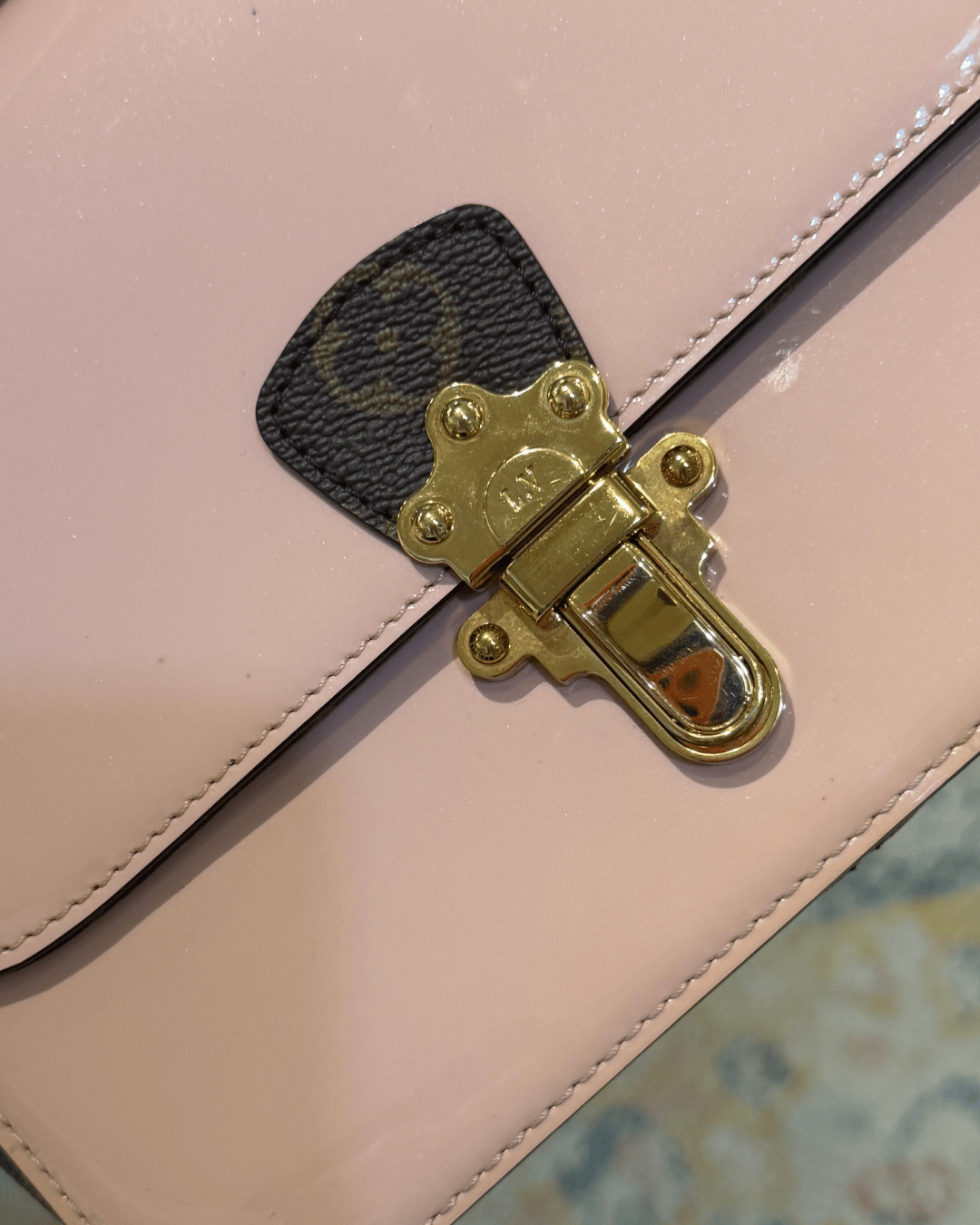 CHERRYWOOD BB LOUIS VUITTON RIFINITURE ROSA VERNIS