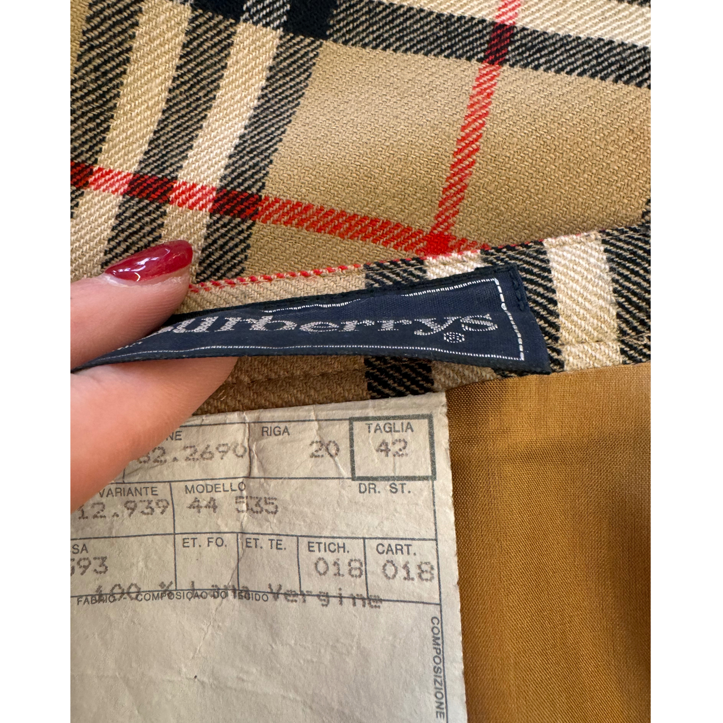 GONNA BURBERRY