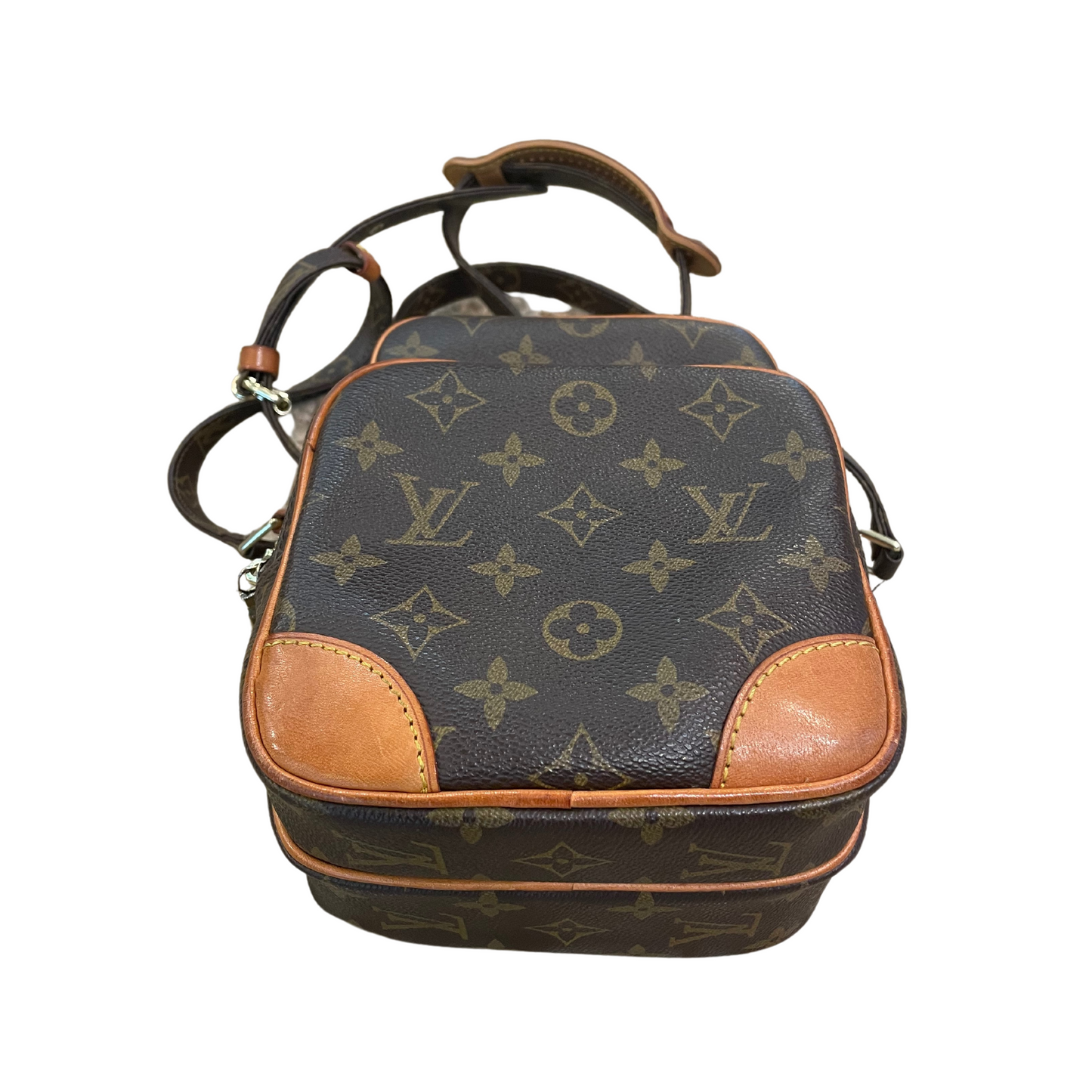 DANUBE LOUIS VUITTON