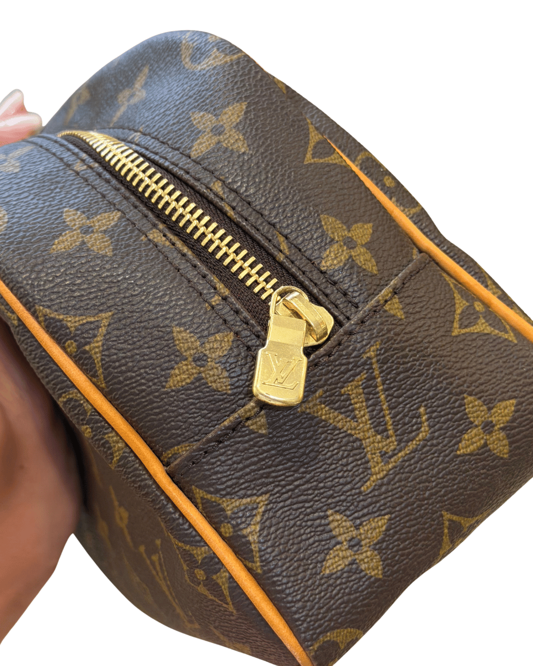 TROUSSE POUCH TOILET LOUIS VUITTON