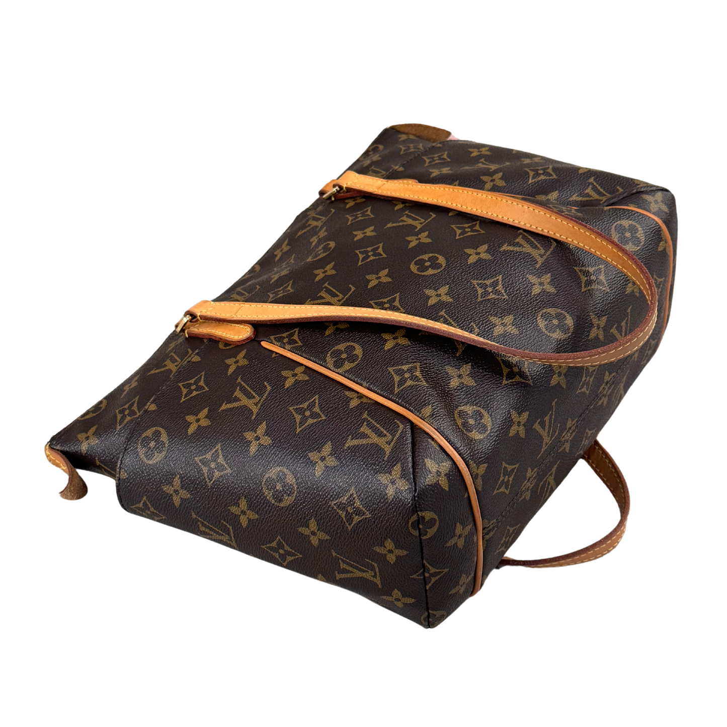 TOTALLY LOUIS VUITTON MONOGRAM