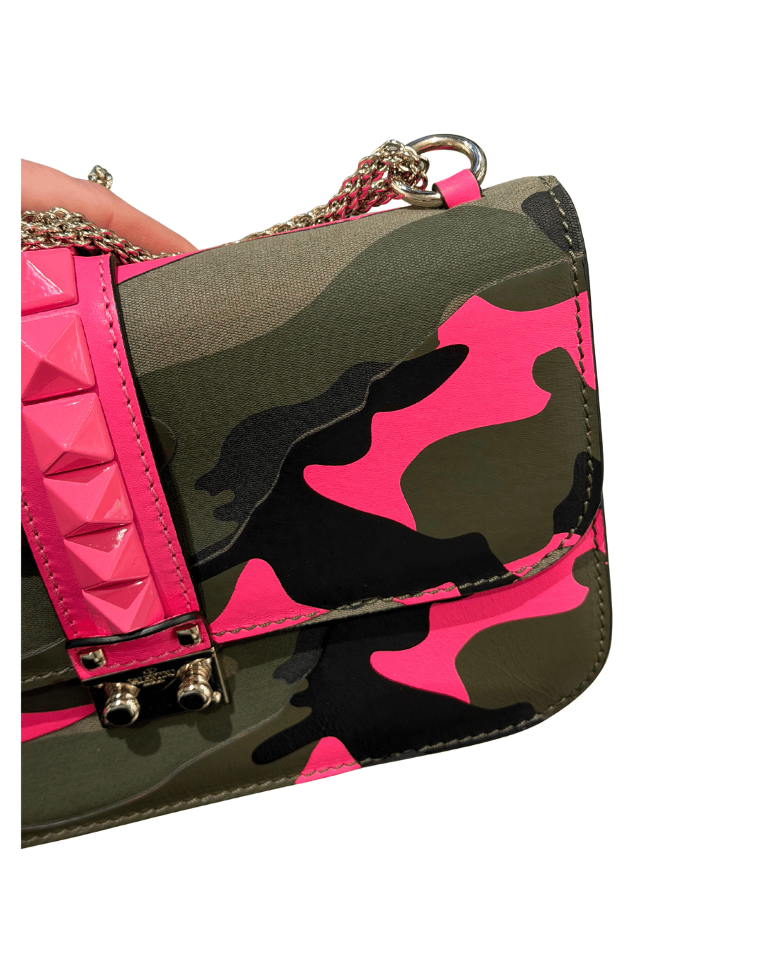 BORSA VALENTINO GLAM LOCK MIMETICA E FUCSIA