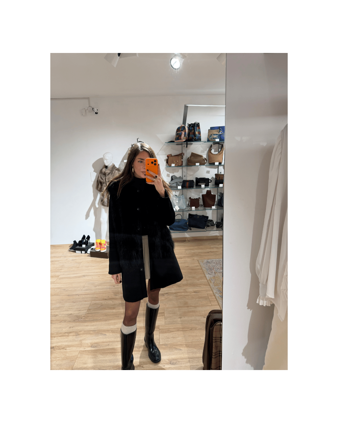 CAPPOTTO NERO IN LANA E VOLPE