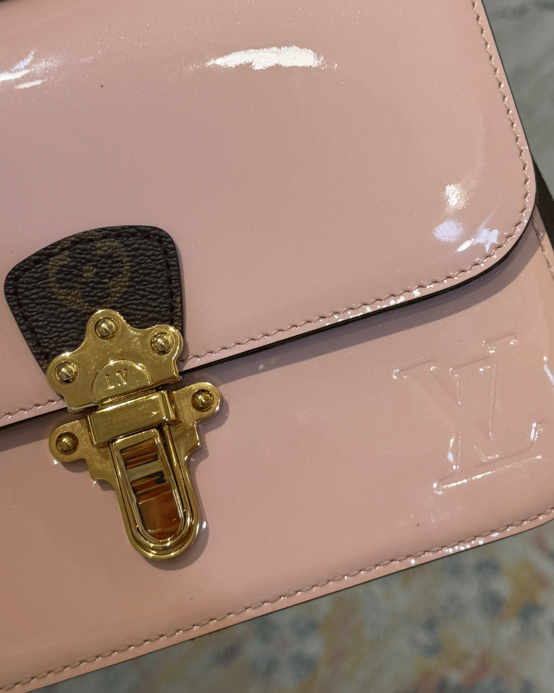 CHERRYWOOD BB LOUIS VUITTON RIFINITURE ROSA VERNIS